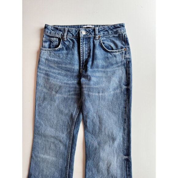 ZARA Medium Wash Denim High Rise Flared Leg Jeans, Size 8/30 - Picture 3 of 12